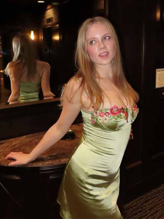 Elegant Satin Sage Sweatheart Lace Appliques Spaghetti Strap Bodycon Short Mini Dress