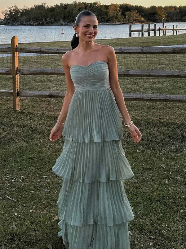 Chic Malachite Green Chiffon Strapless A-line Prom Dress with Sweetheart Neckline & Multi-layer Skirt