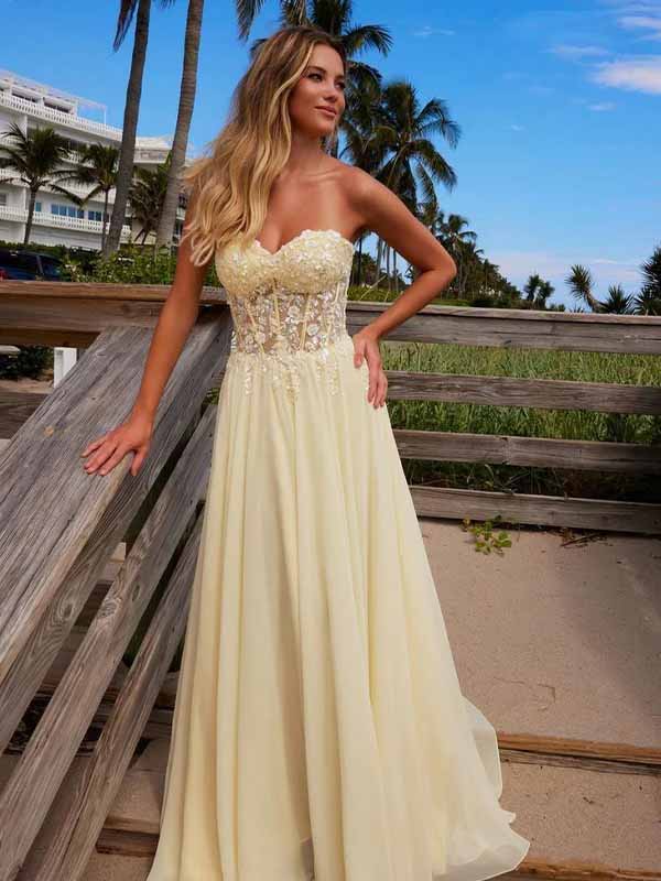 Gorgeous Tulle Beige Sweetheart Strapless Lace Appliques A-line Long Prom Dress