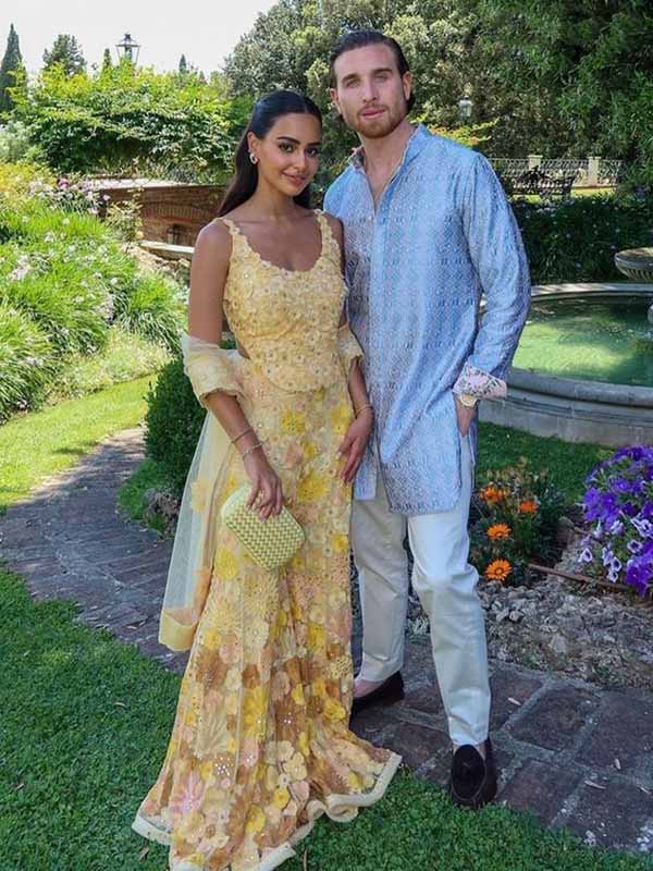 Yellow Lace Appliques Scoop Strap Backless Mermaid Long Prom Dress